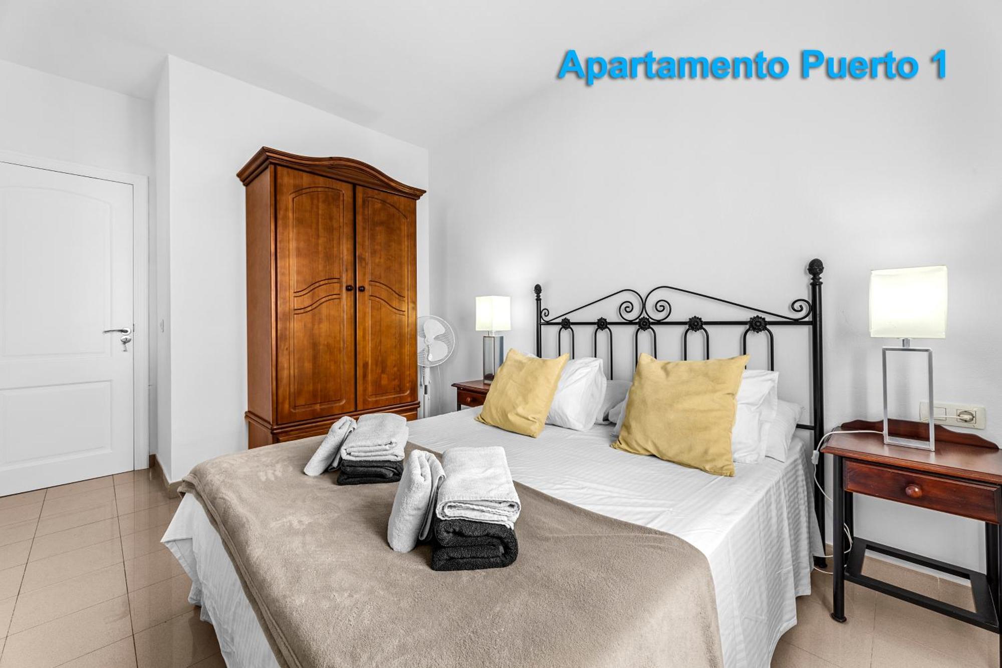 Apartamentos Puerto 1, 2 Y 3 Playa Blanca  Rum bild