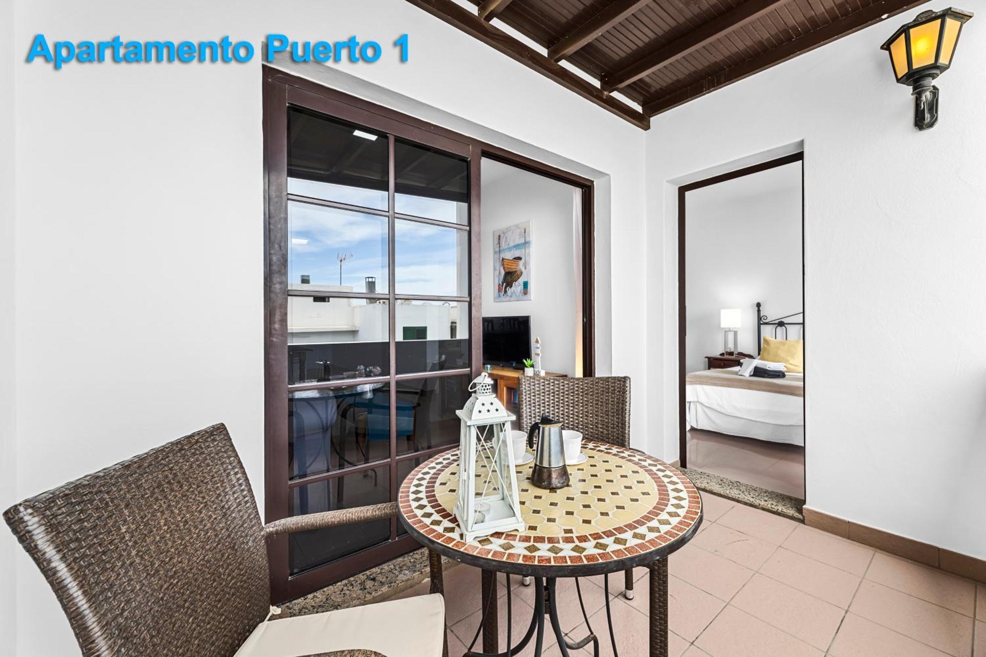 Apartamentos Puerto 1, 2 Y 3 Playa Blanca  Rum bild